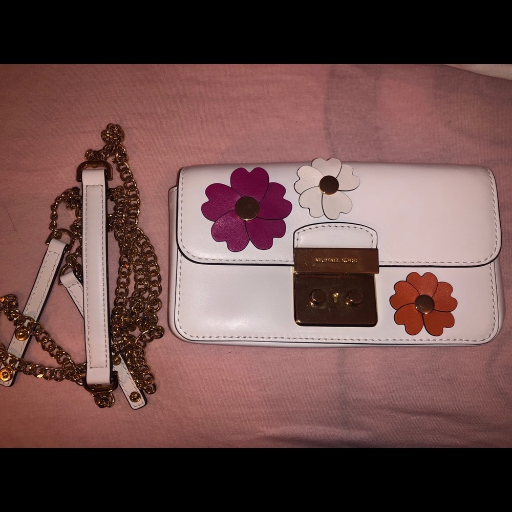 Michael Kors White Clutch with detachable chain